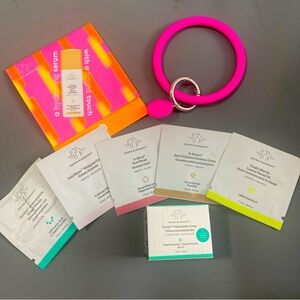 Drunk elephant bundle with keychain and mini samples